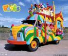 Los Hoobs viven en el Hoobmovil y lo utilizan para viajar por toda la Tierra