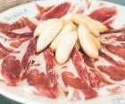 Plato de jamón con picos