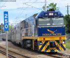 El Indian Pacific es un tren que va desde la costa este de Australia, (Sídney) hasta la costa oeste (Perth)
