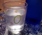 Vaso de agua fría
