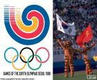 Logo y las mascotas de los Juegos Olímpicos de Seúl 1988, Hodori y Hosuni, donde participaron 8391 atletas de 159 países