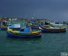 Varias barcas de pescadores