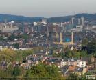 Sheffield es una ciudad situada en el condado de South Yorkshire, Inglaterra