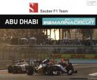 El piloto brasileño Felipe Nasr durante su participación en el Gran Premio de Abu Dhabi 2016, pilotando su Sauber