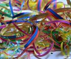 Serpentinas de colores para celebrar el Carnaval