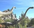 El Brachiosaurus fueron grandes dinosaurios herbívoros, con un cuerpo de gran tamaño, un cuello muy largo y una cabeza muy pequeña