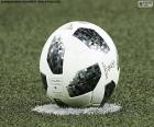 Pelota colocada en el punto de penalti, un circulo de 10 centímetros a una distancia de 6 metros de la portería 