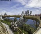 Puente dorado de Da Nang, Vietnam