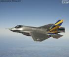 El F-35 Lightning II es un avión de combate polivalente de quinta generación, fabricado por Lockheed Martin