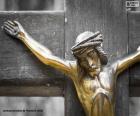 El Viernes Santo, es el sexto día de la Semana Santa y en él se recuerda la crucifixión y muerte de Jesús de Nazaret