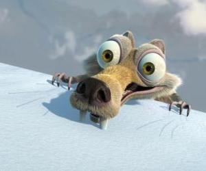 Puzzle de Scrat la ardilla, asustada
