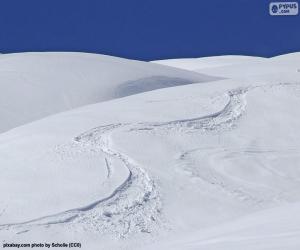 Puzzle de Trazas de esquís en la nieve