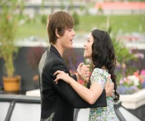 Puzzle de Troy Bolton (Zac Efron) bailando con Gabriella Montez (Vanessa Hudgens)