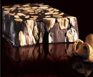 Puzzle de Turrón de chocolate con almendras