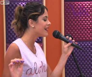 Puzzle de Violetta cantando
